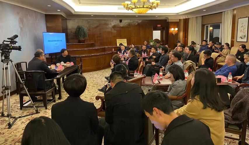 "企業(yè)同質(zhì)化競爭及對策"對話受歡迎—臺職院民營經(jīng)濟(jì)咨詢委策劃,匯賢